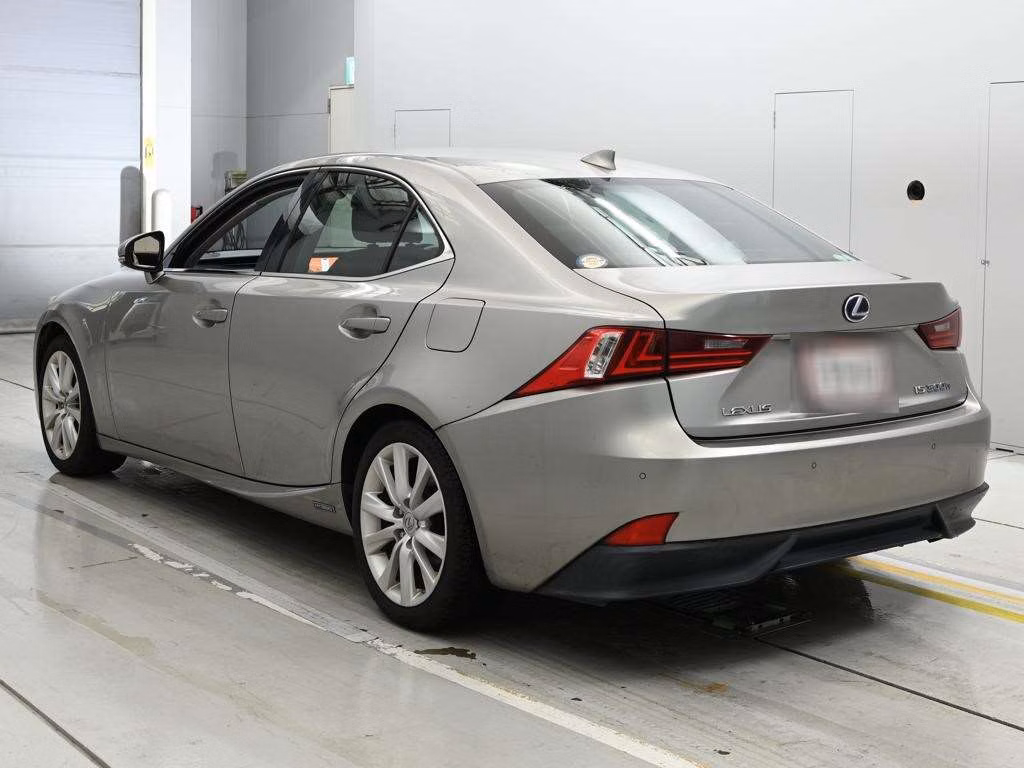 LEXUS IS300H