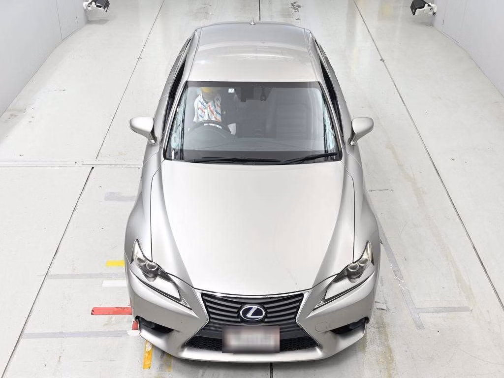 Lexus IS300h