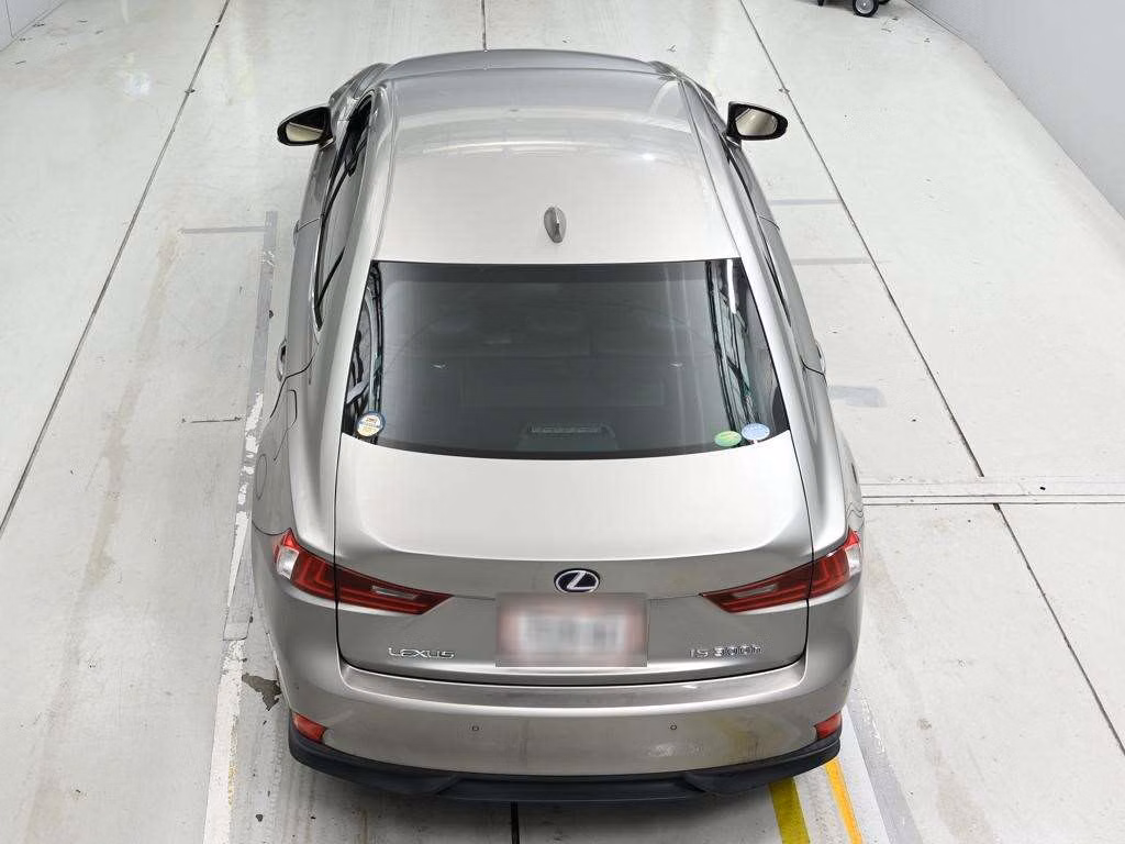Lexus IS300h