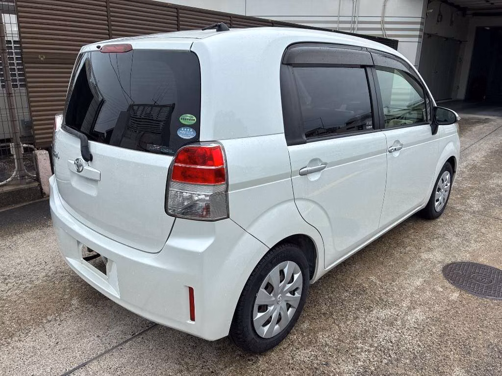 TOYOTA SPADE