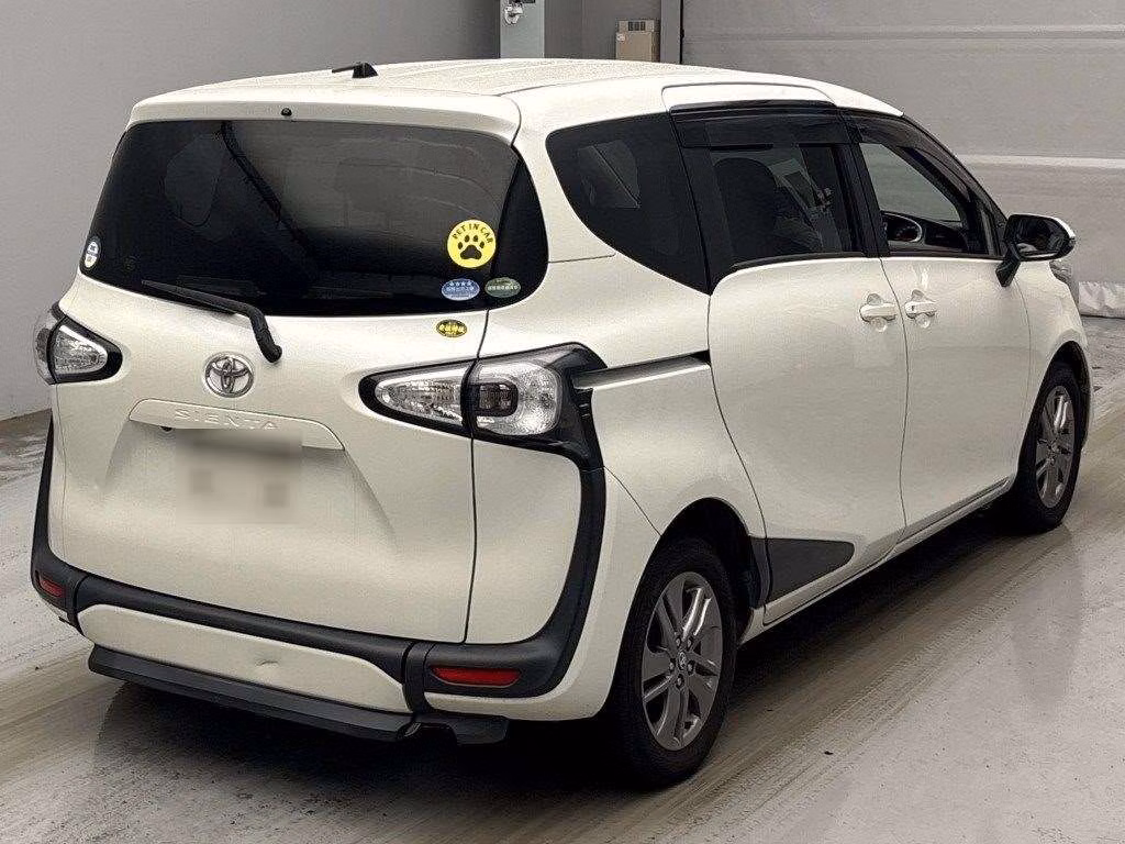 TOYOTA SIENTA