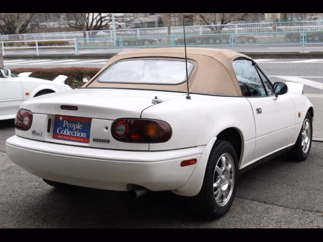 MAZDA ROADSTER