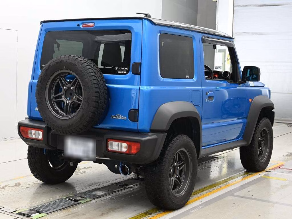 SUZUKI JIMNY SIERRA