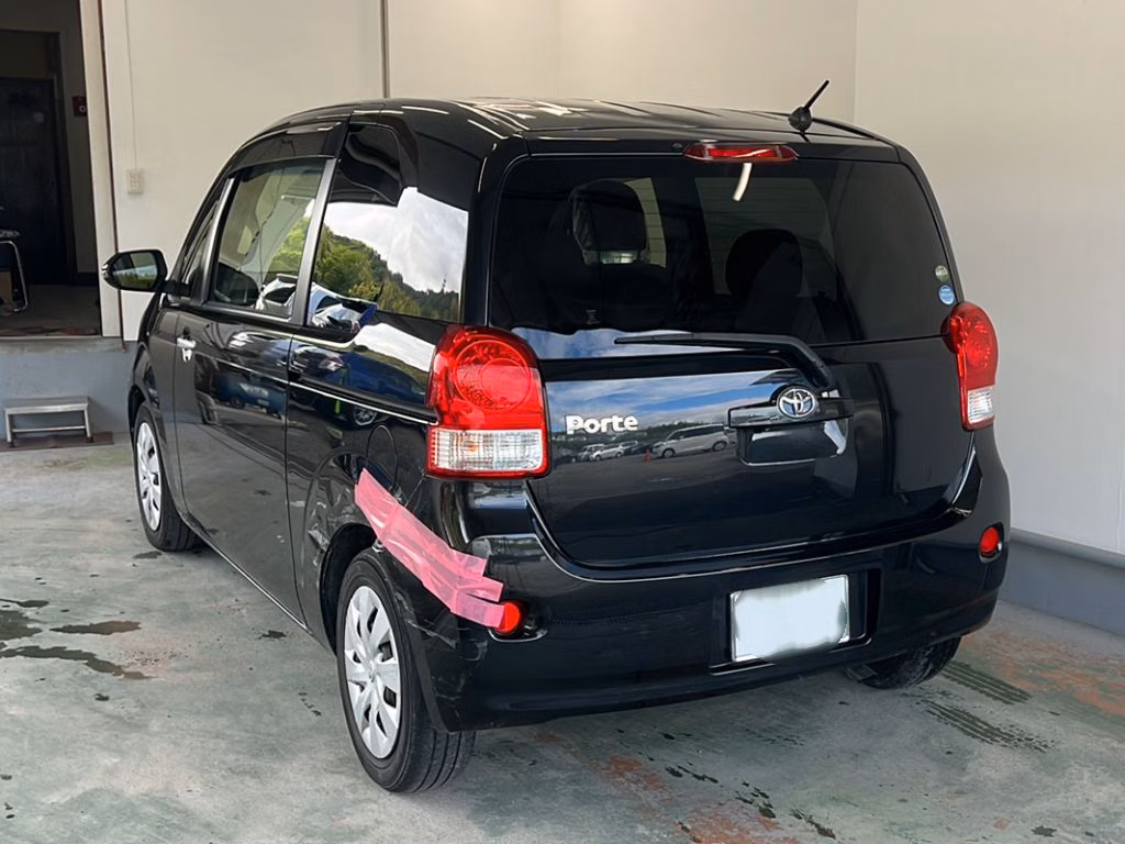 TOYOTA PORTE
