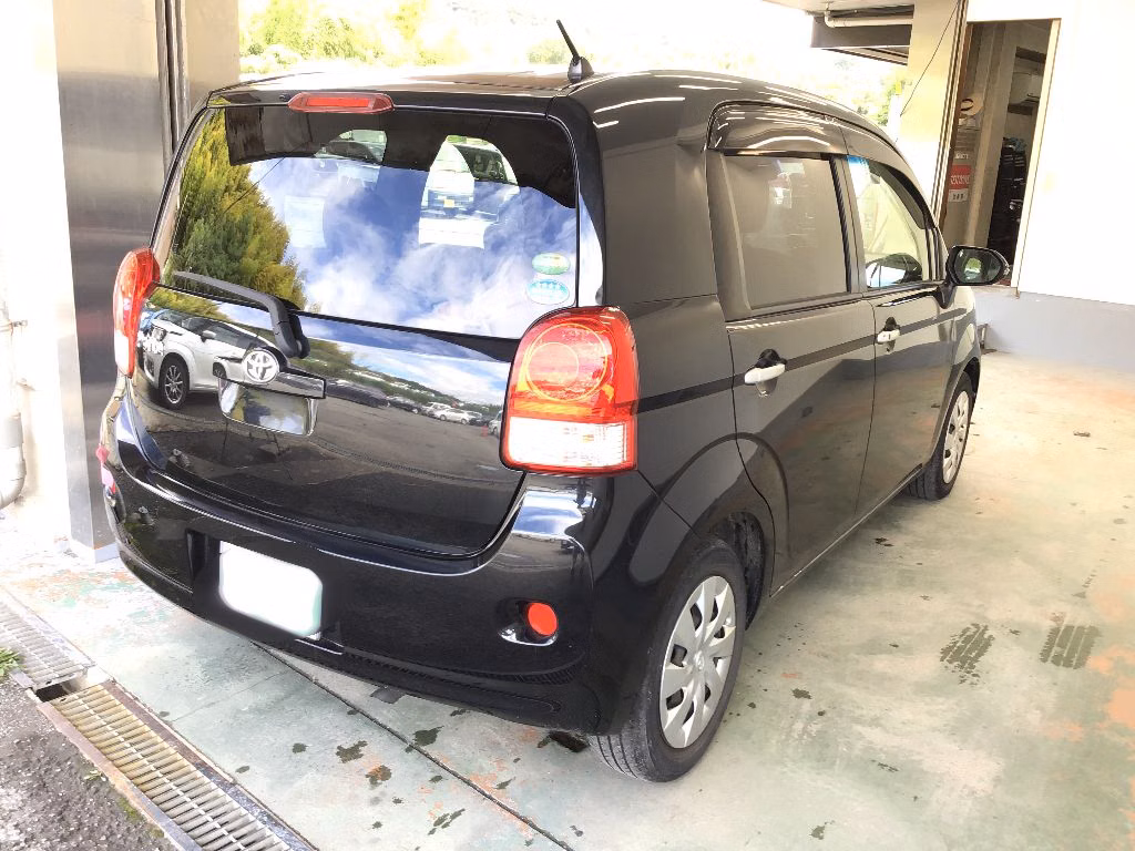 TOYOTA PORTE