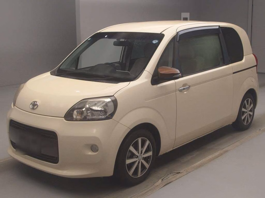 TOYOTA PORTE