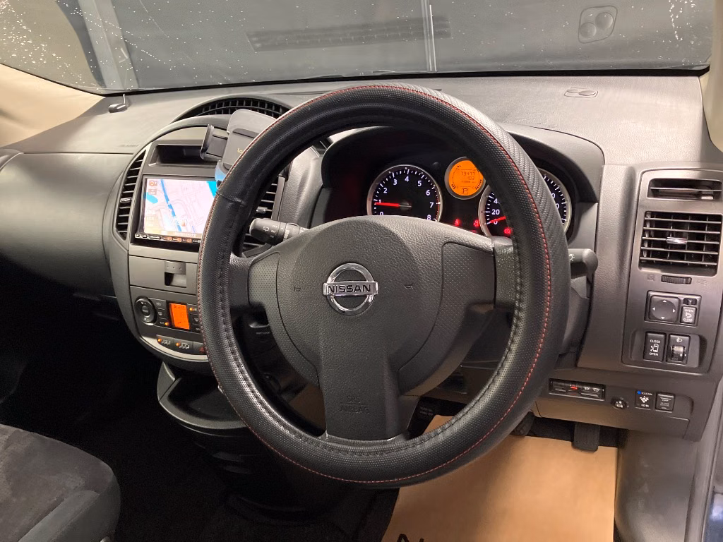 NISSAN LAFESTA