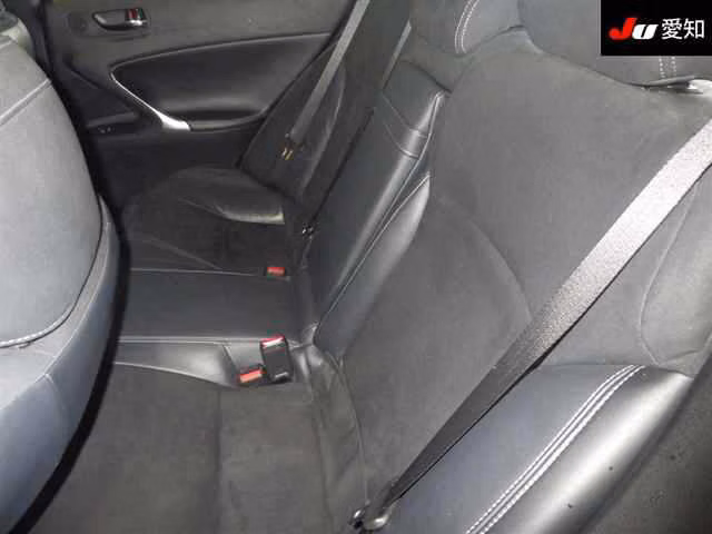 LEXUS IS350