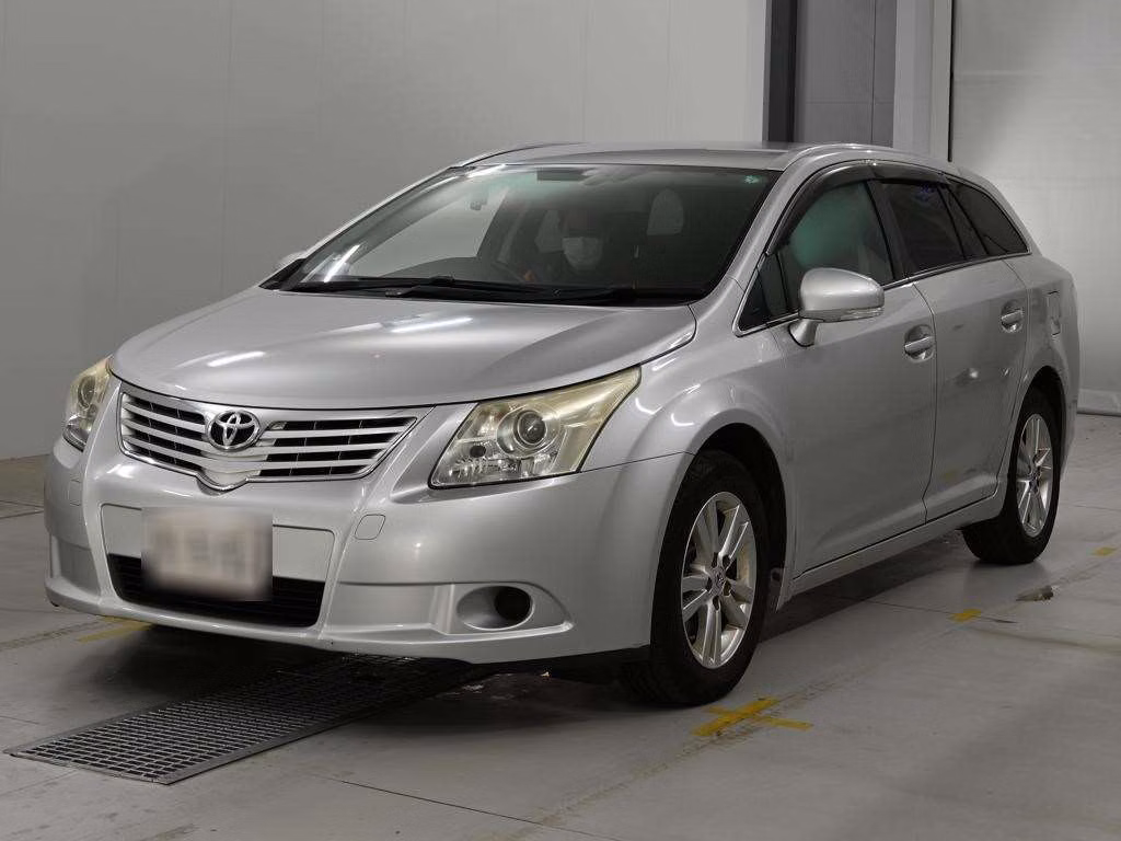 TOYOTA AVENSIS