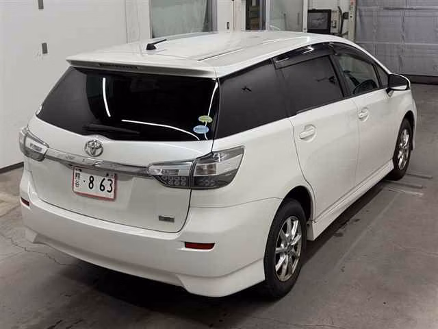 TOYOTA WISH