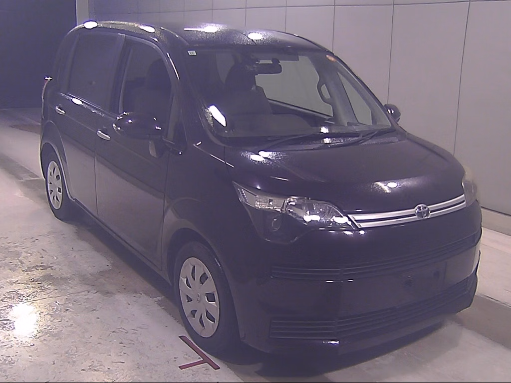 TOYOTA SPADE