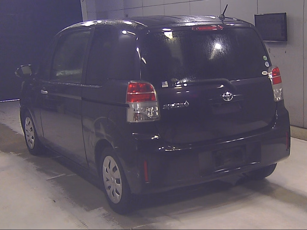 TOYOTA SPADE