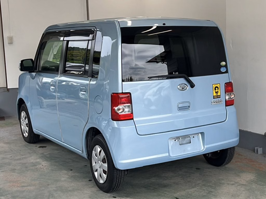 Daihatsu Move Conte