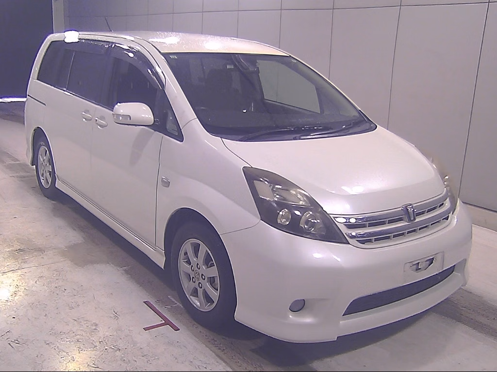 TOYOTA ISIS