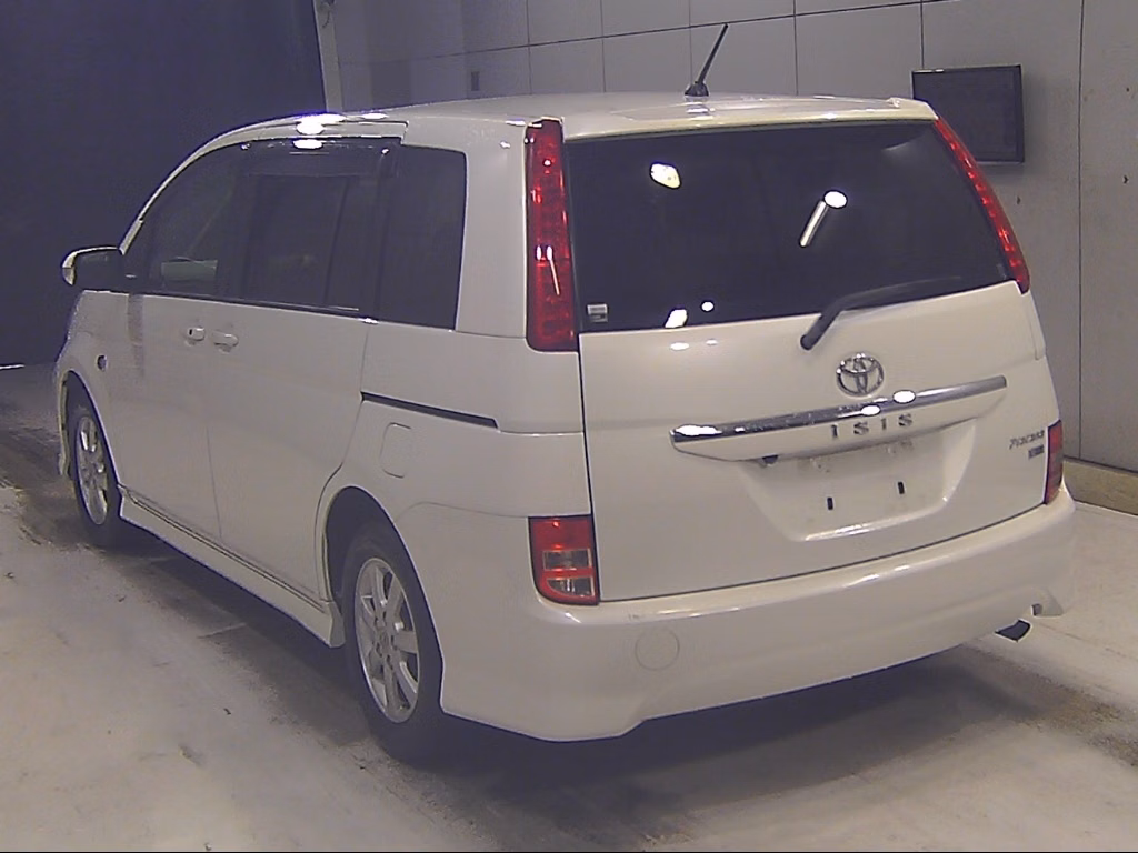 TOYOTA ISIS