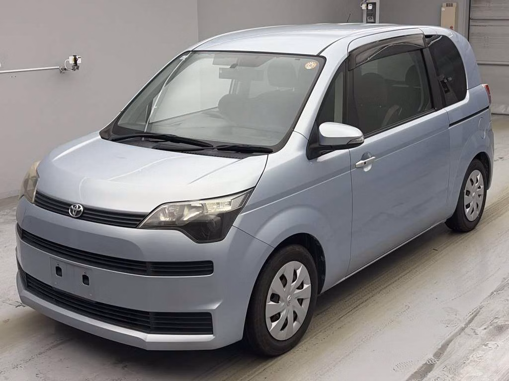TOYOTA SPADE