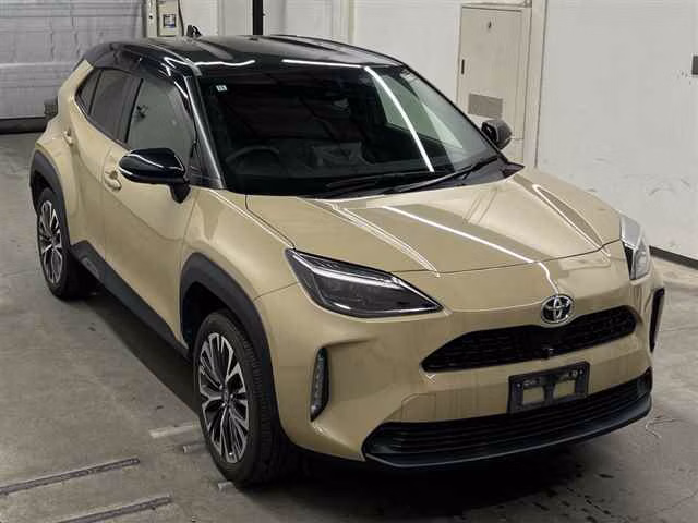 TOYOTA YARIS CROSS