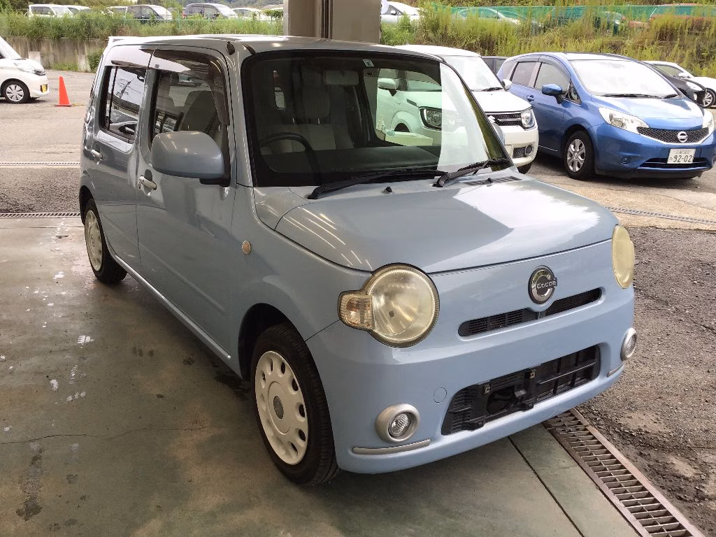 Daihatsu Mira Cocoa