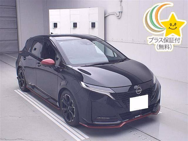 Nissan Aura
