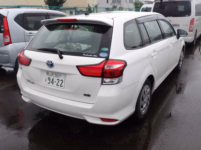 TOYOTA COROLLA FIELDER