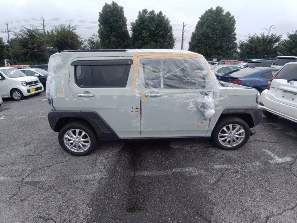 DAIHATSU TAFT