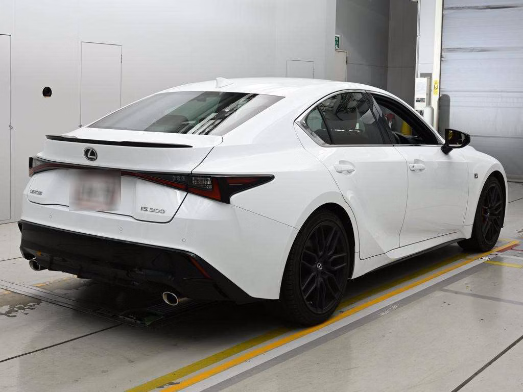 LEXUS IS300
