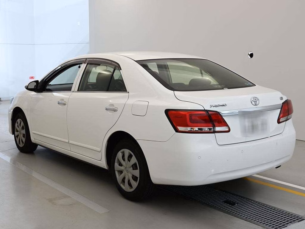 TOYOTA PREMIO