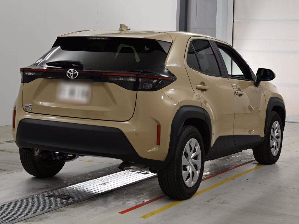 TOYOTA YARIS CROSS