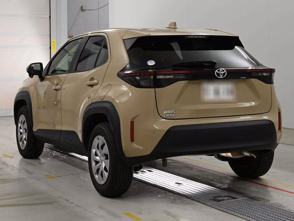 TOYOTA YARIS CROSS
