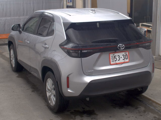 TOYOTA YARIS CROSS