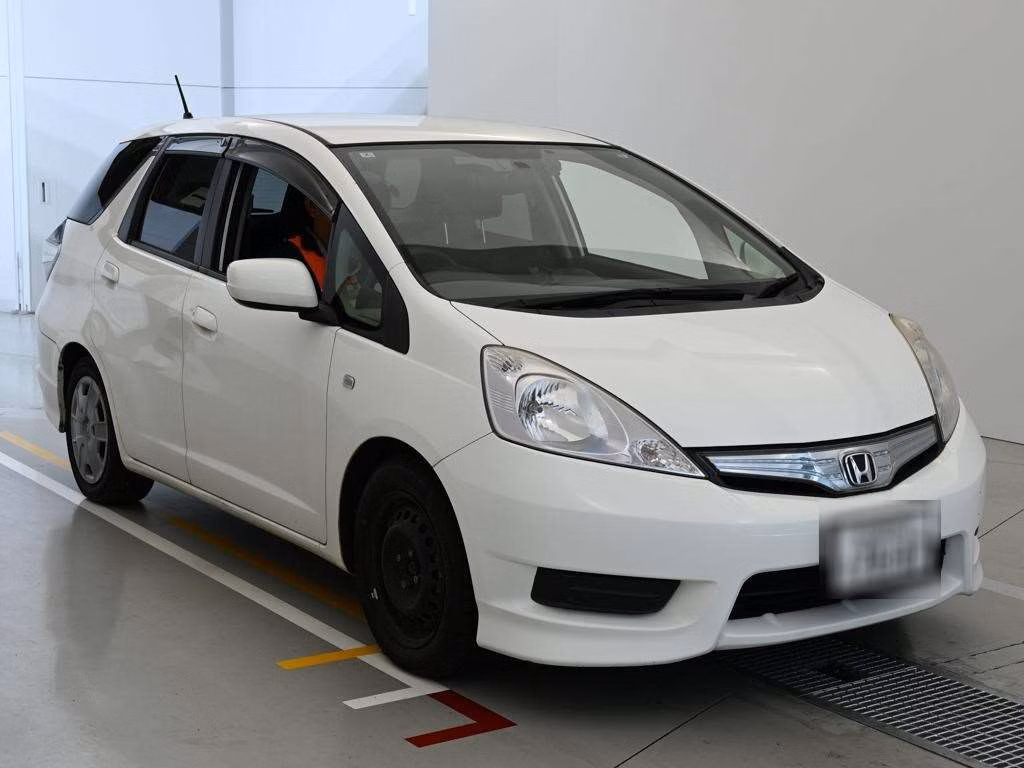 HONDA FIT SHUTTLE