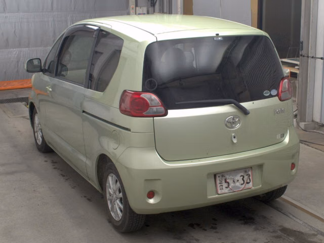 TOYOTA PORTE