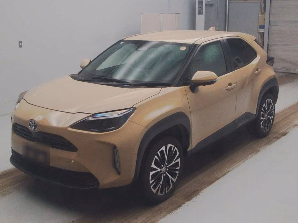 TOYOTA YARIS CROSS
