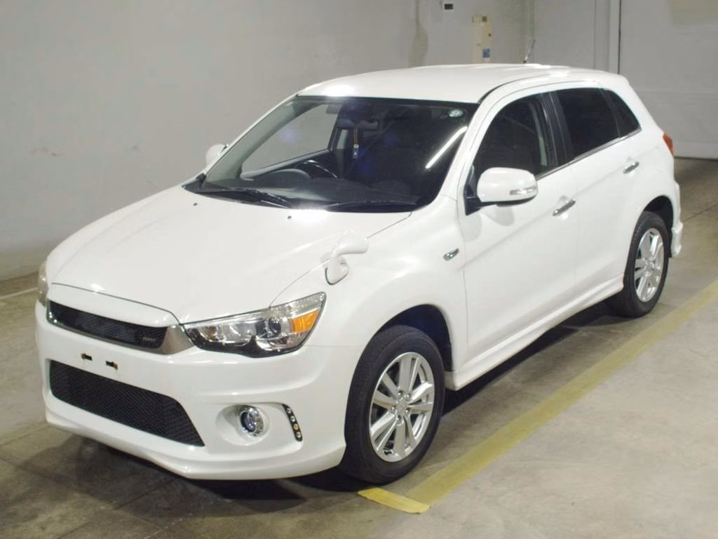 MITSUBISHI RVR