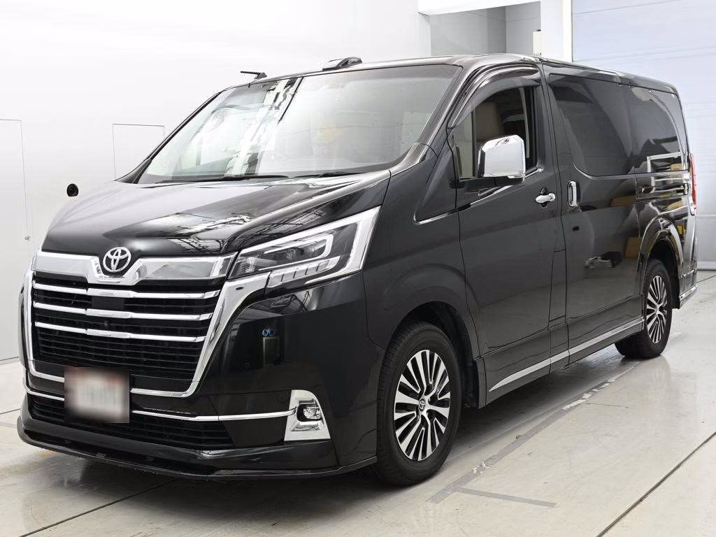 Toyota GranAce