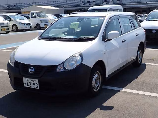 Nissan AD