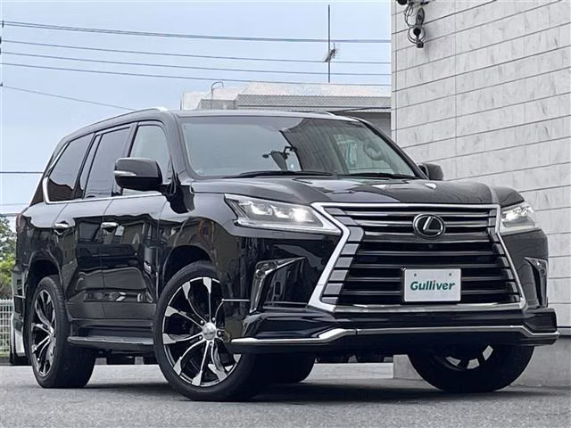 LEXUS LX570
