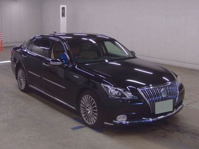 Toyota Crown Majesta