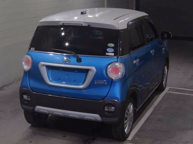 DAIHATSU CAST