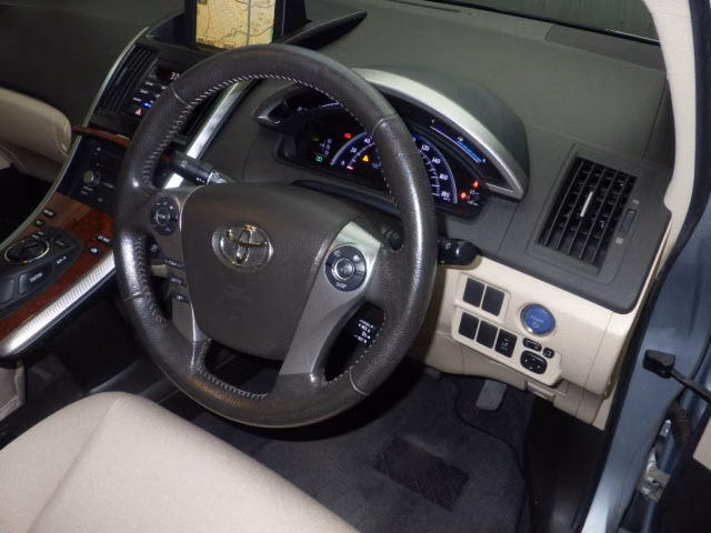 TOYOTA SAI