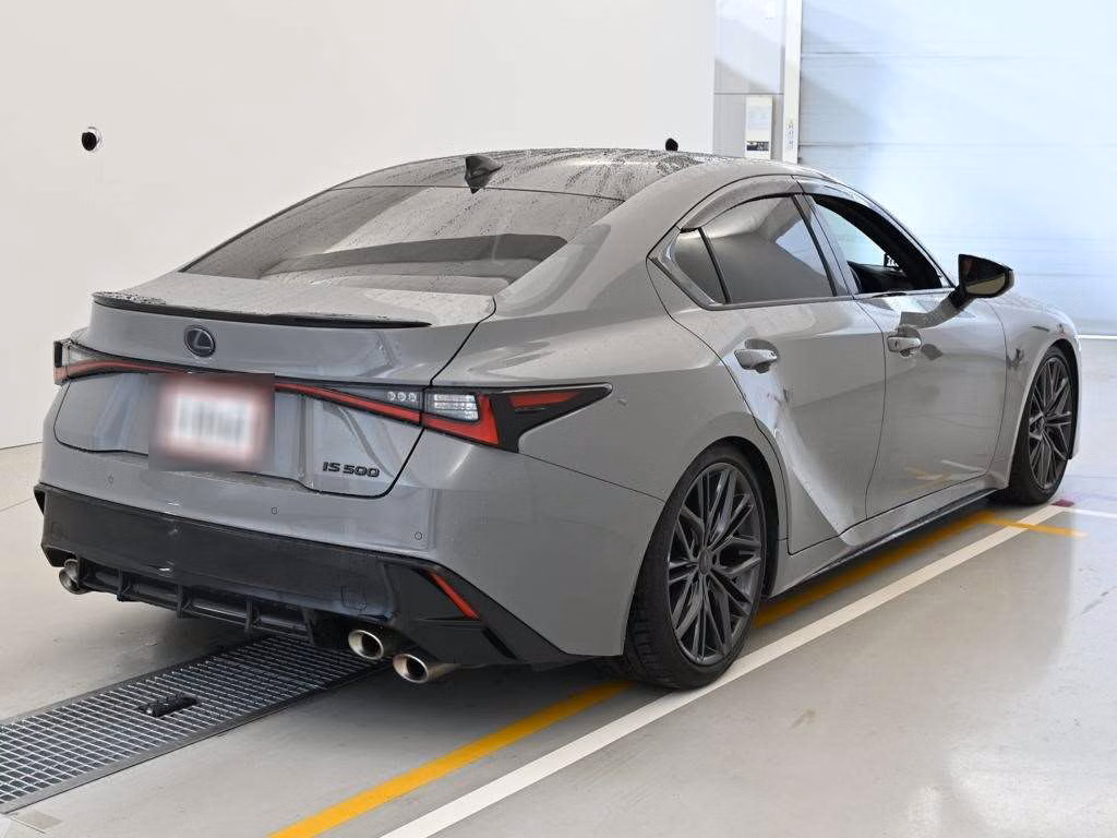 Lexus IS500