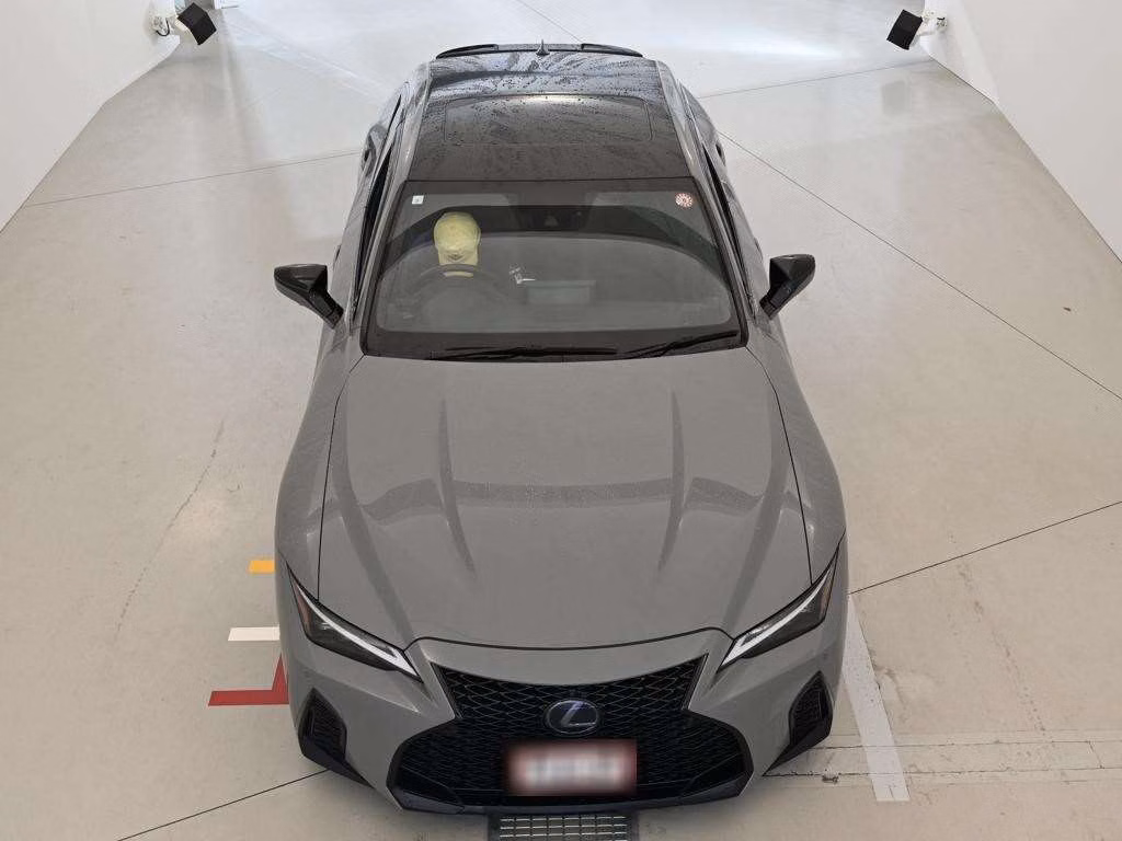 Lexus IS500