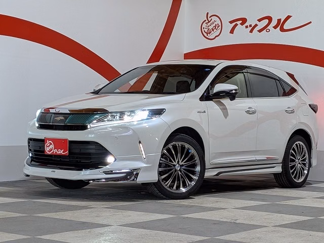 TOYOTA HARRIER
