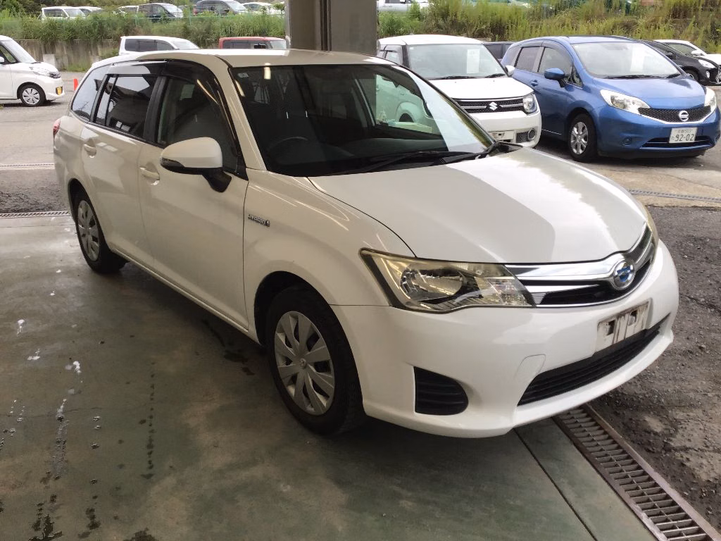 TOYOTA COROLLA FIELDER