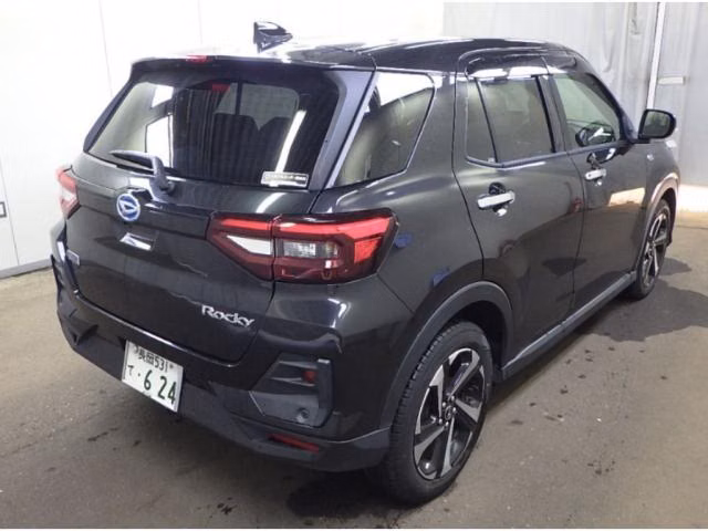 DAIHATSU ROCKY