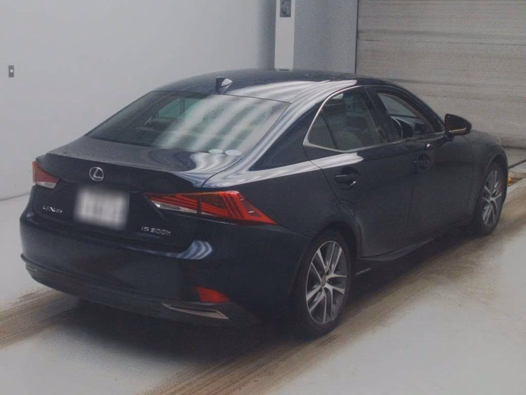 Lexus IS300h