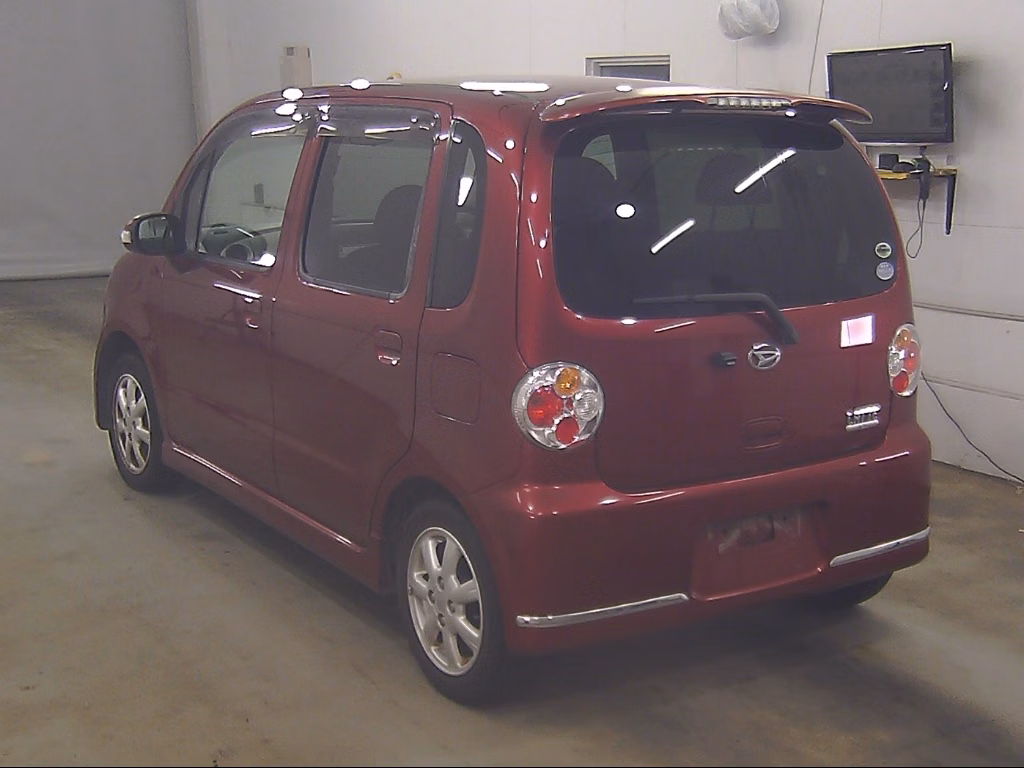 DAIHATSU MOVE LATTE