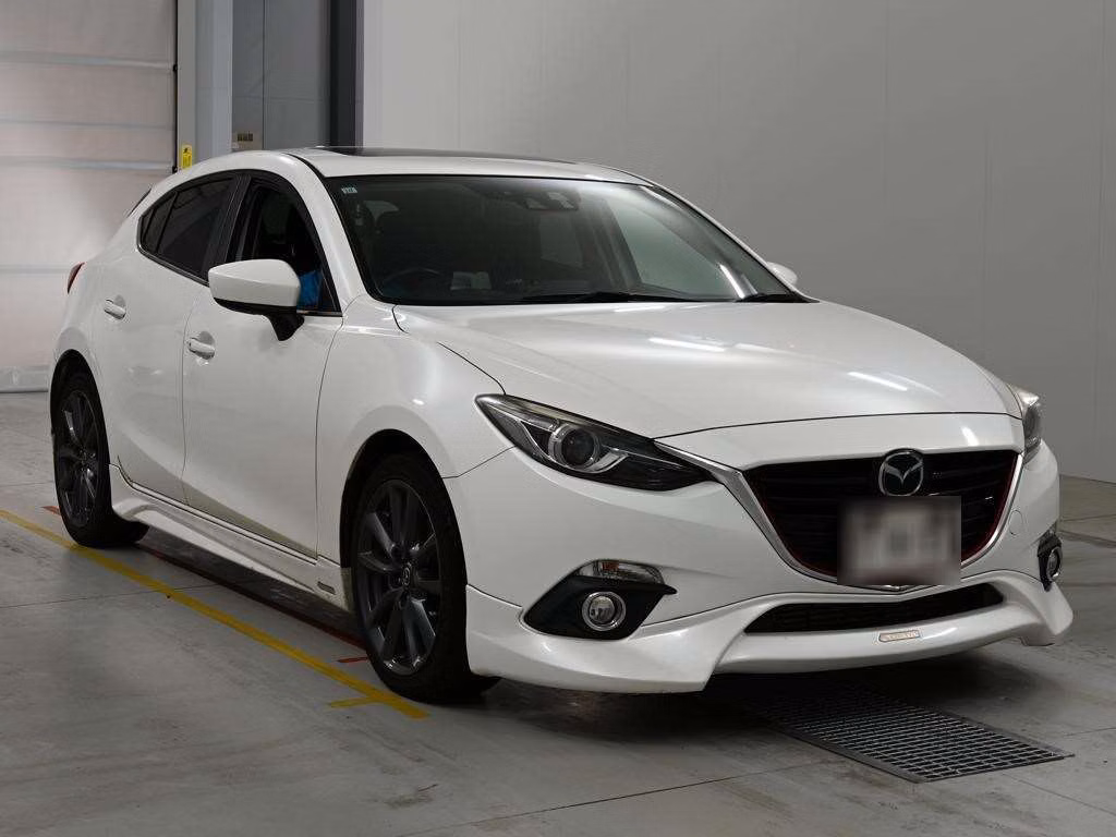 MAZDA AXELA