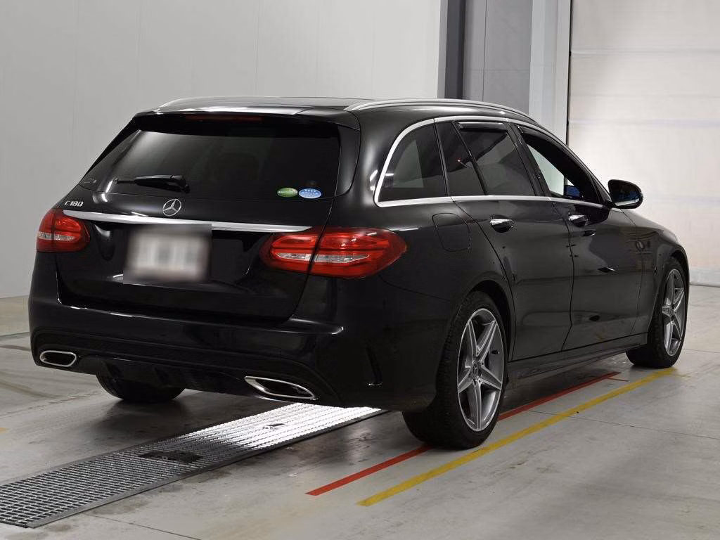 MERCEDES-BENZ C-CLASS