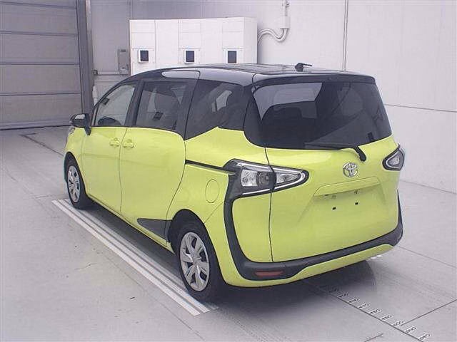 TOYOTA SIENTA